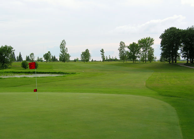 Thief River Falls Golf Club - Thief River Falls, Minnesota - Golf Course Picture
