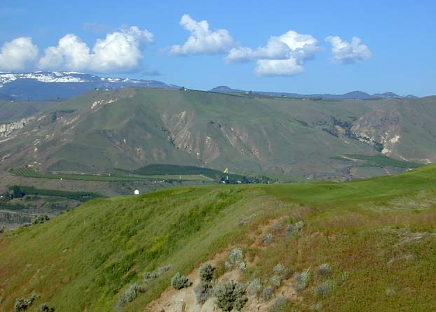 Highlander Golf Club - Wenatchee, Washington - Golf Course Picture